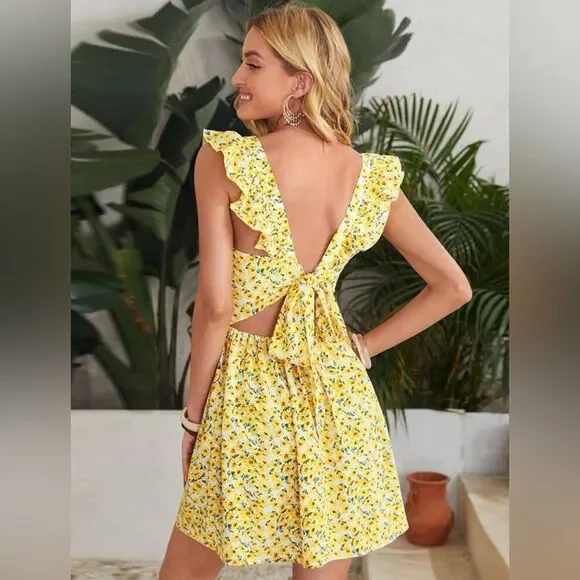 SHEIN Tied Open Back Ditsy Floral Dress - Picture 3 of 3